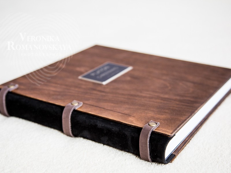 Photobook in the tree, wood book cover, cover book, cover for family photo books, materials, covers for photo books wedding