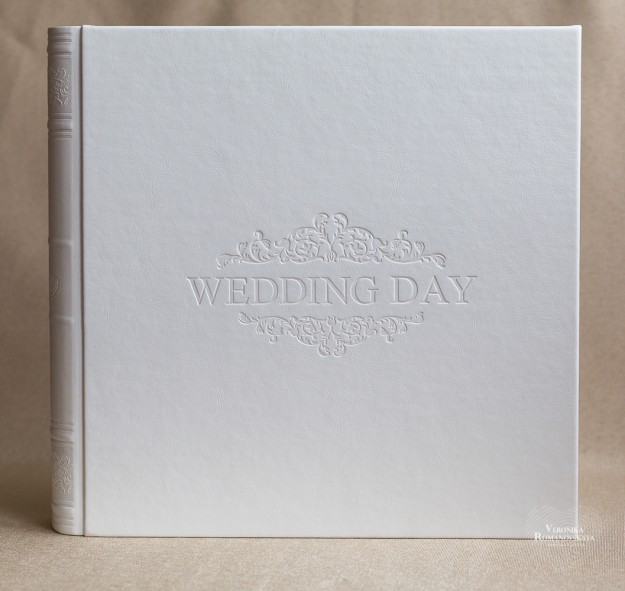 Вартість фотокниг серії VIP з натуральної шкіри